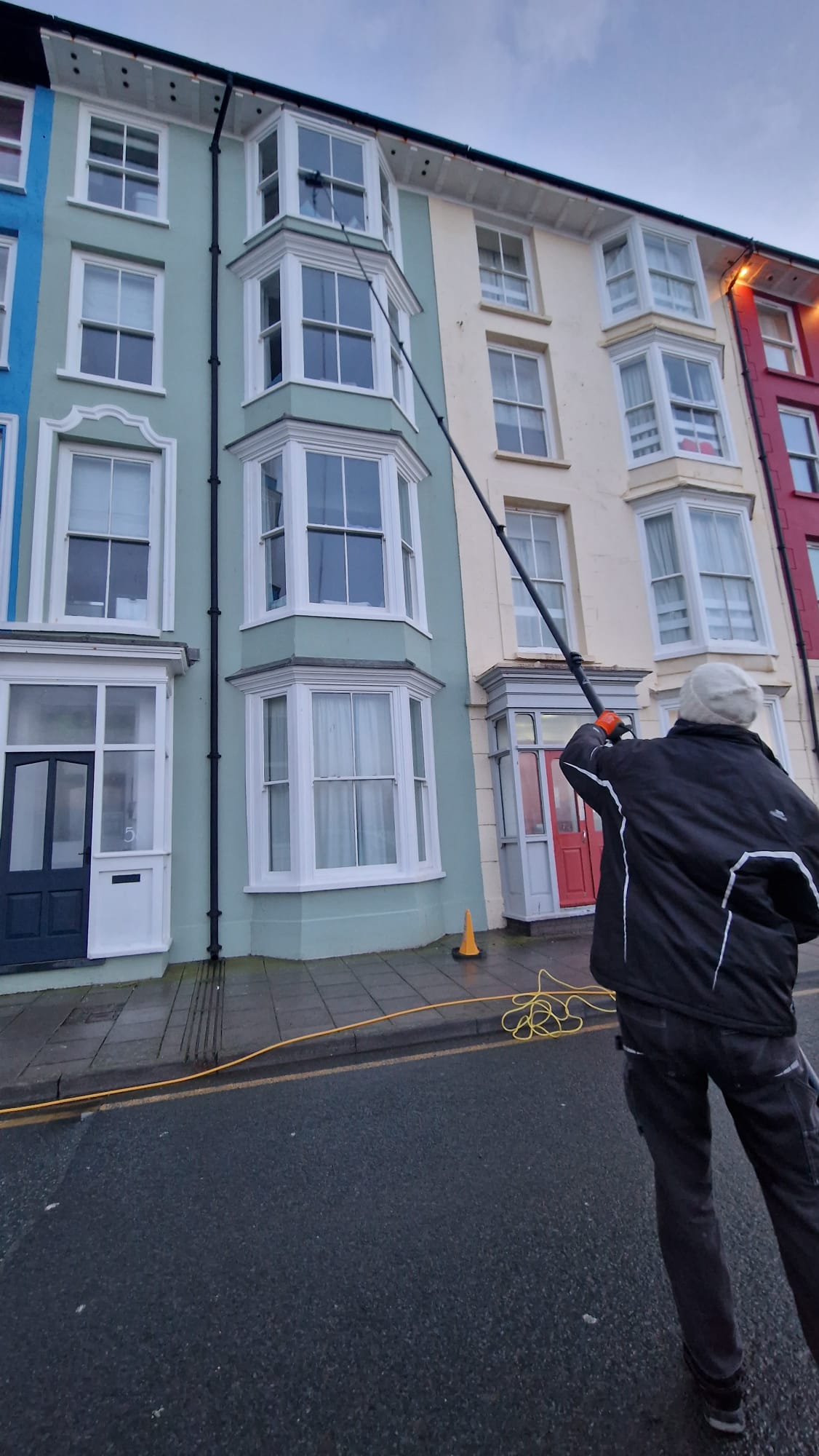 Window cleaning in Aberystwyth